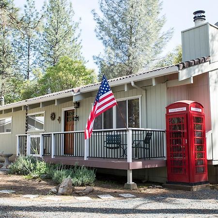 Lovely Mountain Lake Chalet By Yosemite: Equipped! Гровленд Экстерьер фото