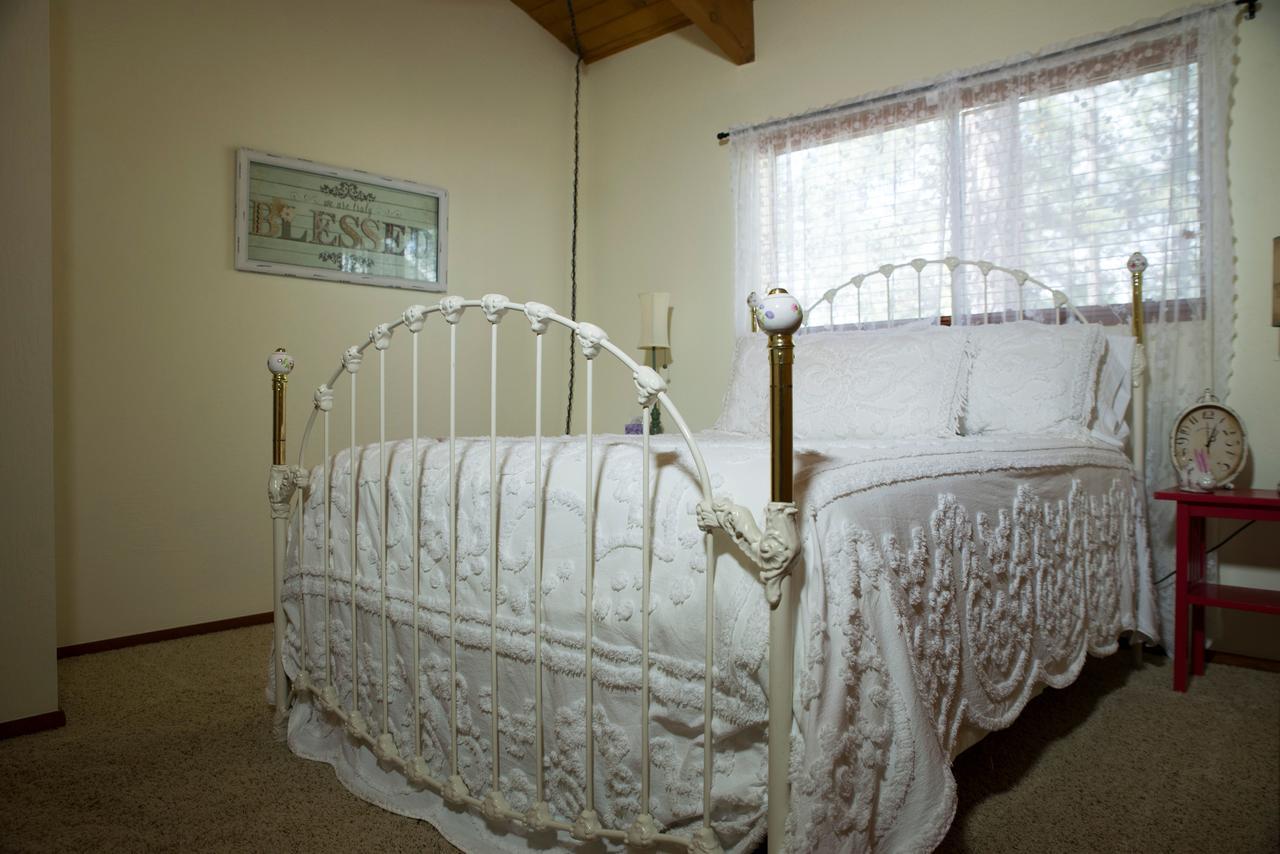 Lovely Mountain Lake Chalet By Yosemite: Equipped! Гровленд Экстерьер фото