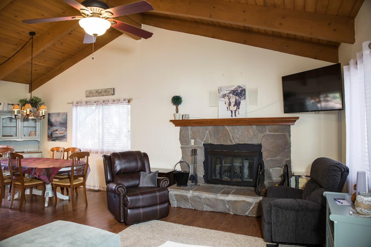 Lovely Mountain Lake Chalet By Yosemite: Equipped! Гровленд Экстерьер фото
